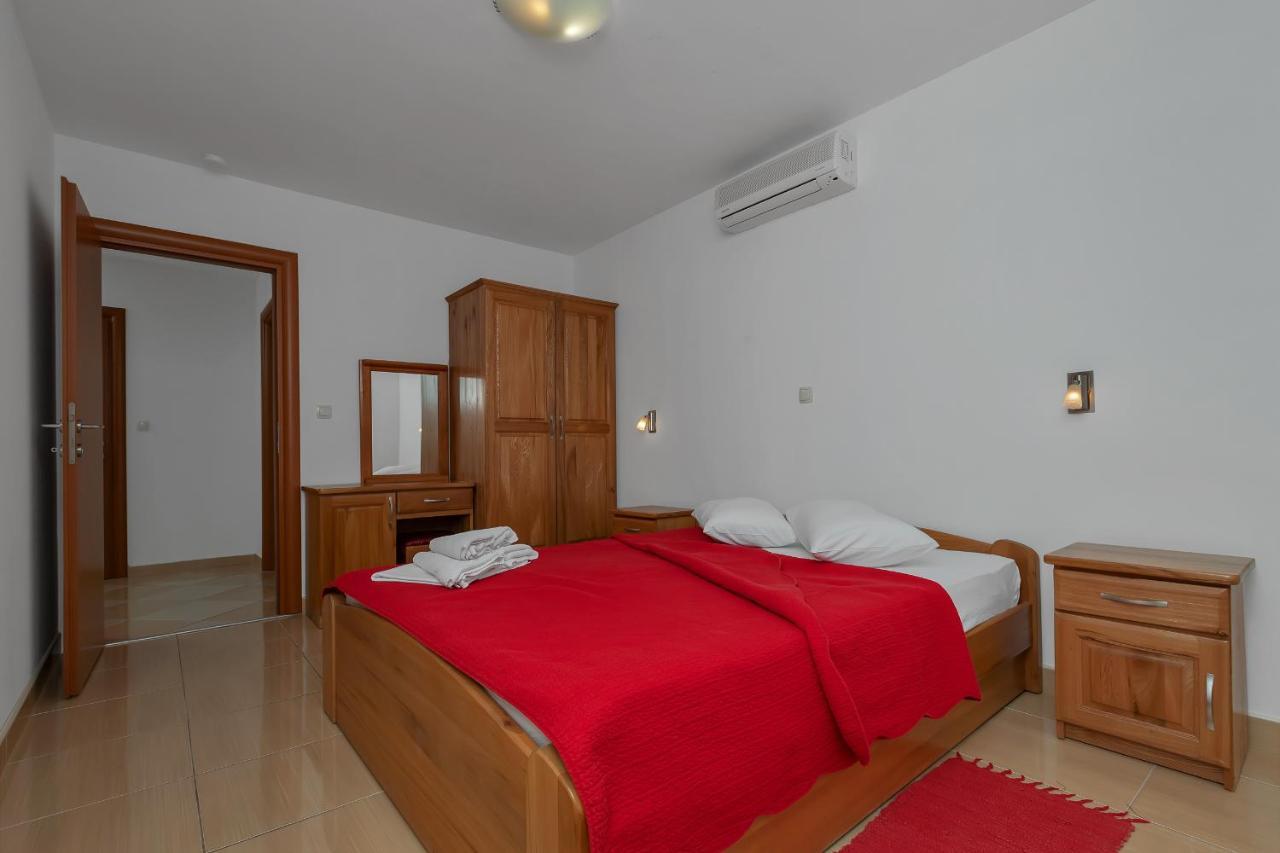 Villa Juric 2 Baška Voda Екстериор снимка