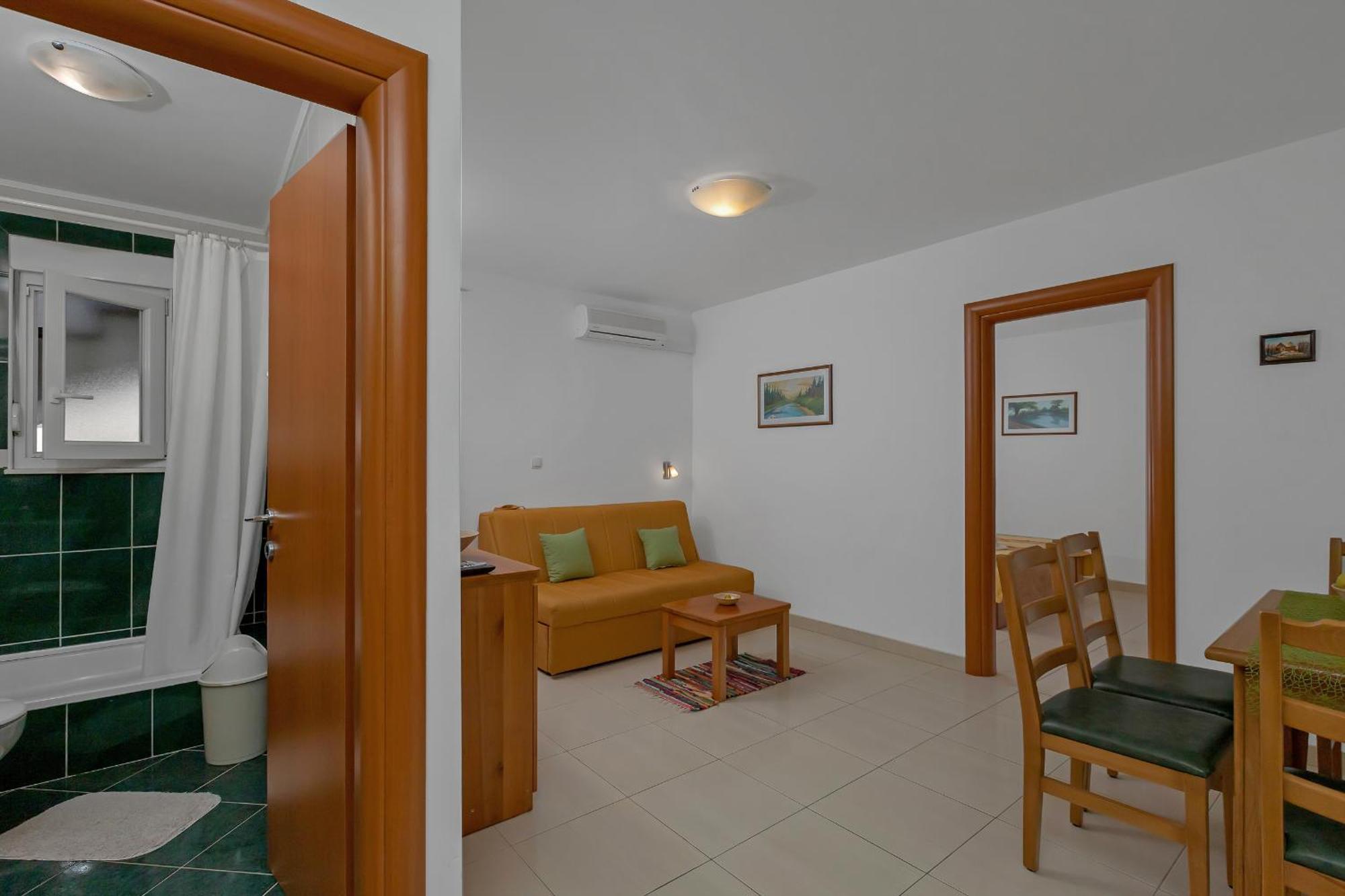 Villa Juric 2 Baška Voda Екстериор снимка