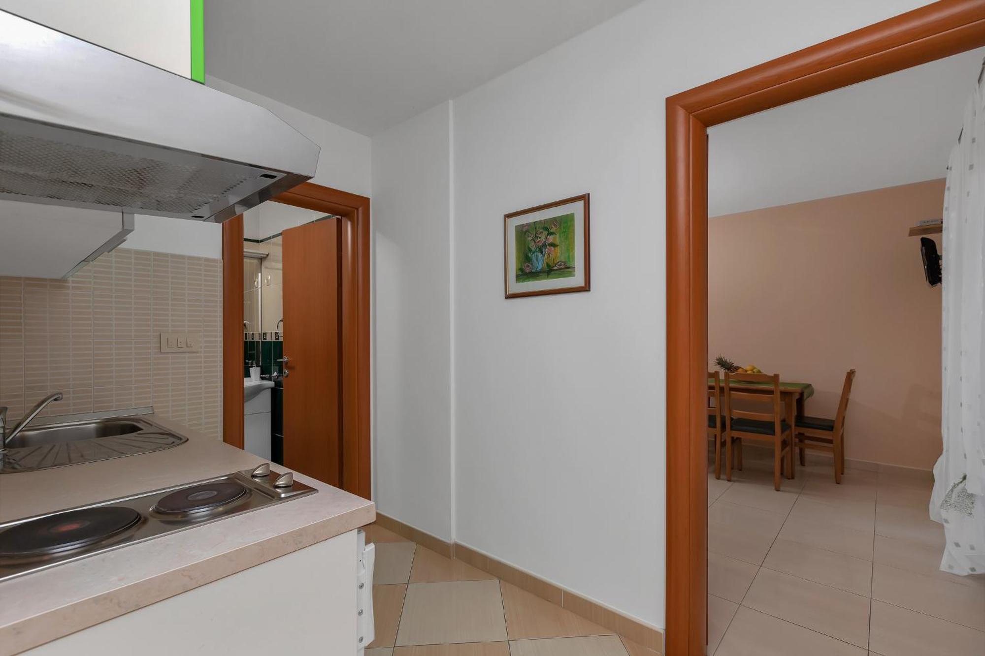 Villa Juric 2 Baška Voda Екстериор снимка