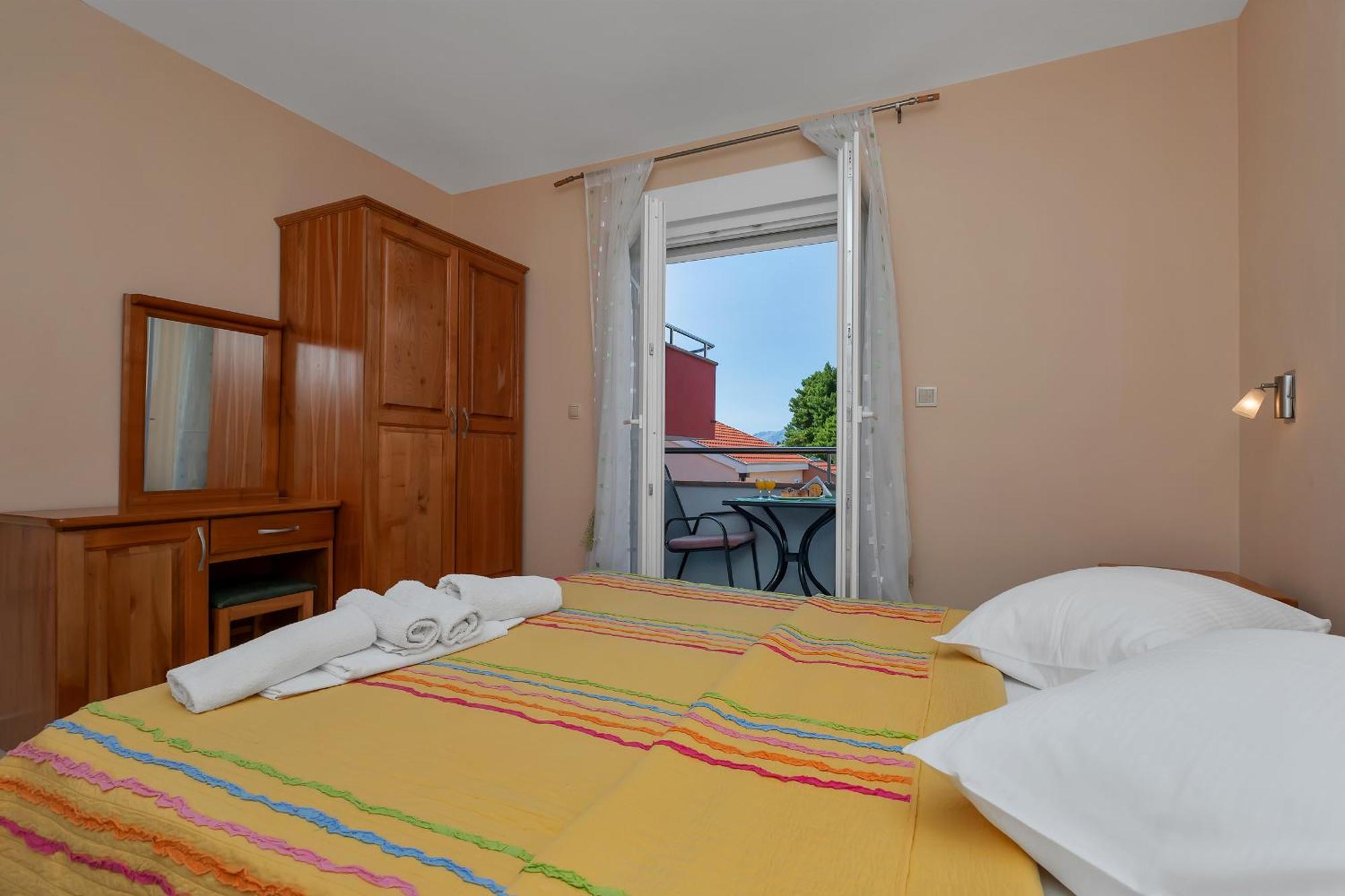 Villa Juric 2 Baška Voda Екстериор снимка