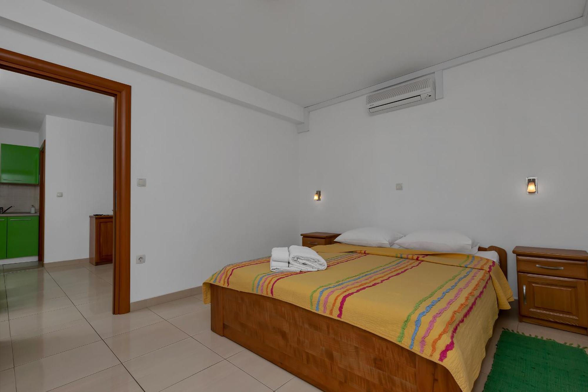 Villa Juric 2 Baška Voda Екстериор снимка
