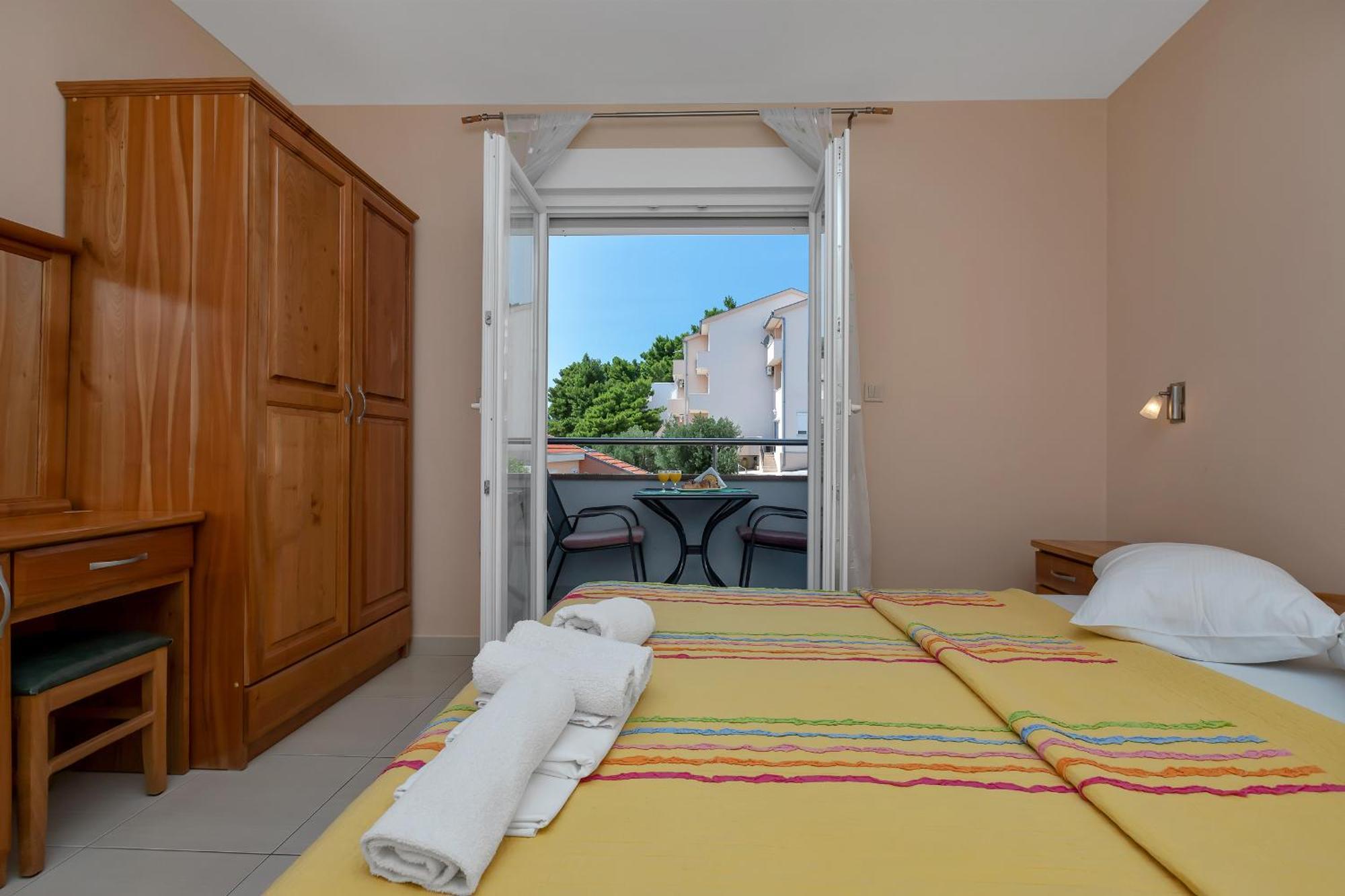 Villa Juric 2 Baška Voda Екстериор снимка