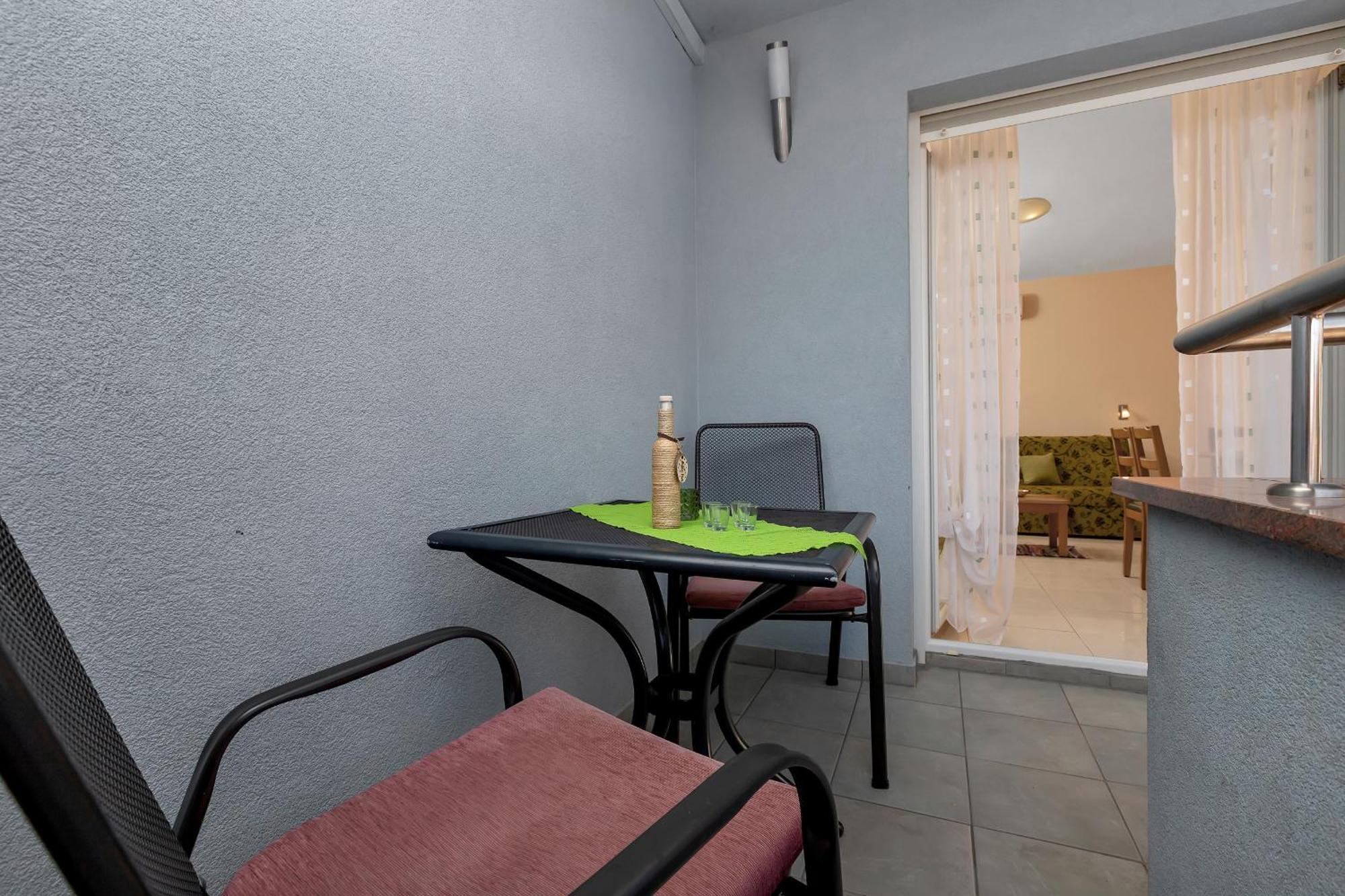 Villa Juric 2 Baška Voda Екстериор снимка